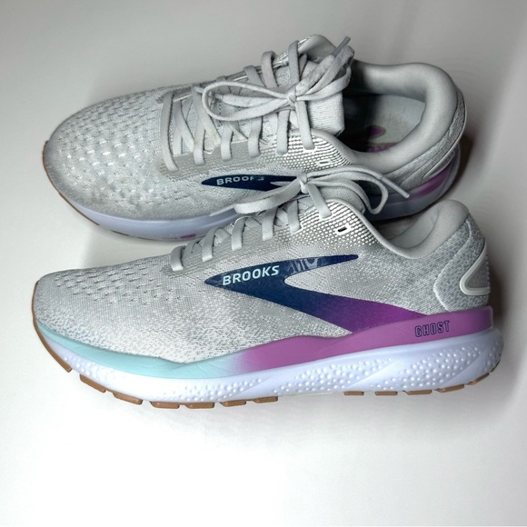 Brooks Women’s Ghost 16 Running Lace Up Low Top Round Toe Sneakers Size- 9.5 W - Picture 8 of 9